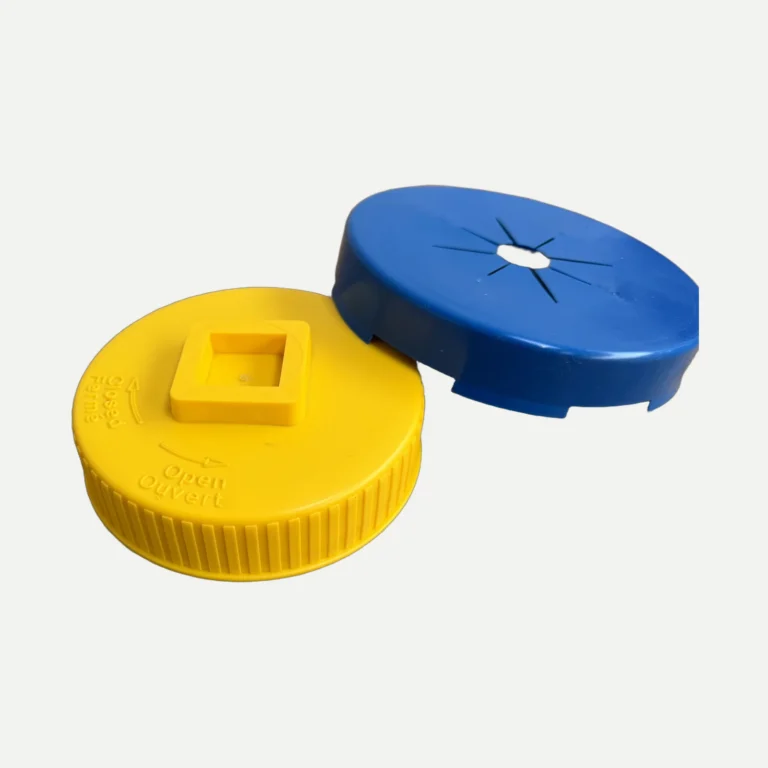 Couvercle jaune realise par Plazur Industries