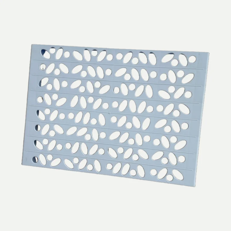 Grille blanc realise par Plazur Industries