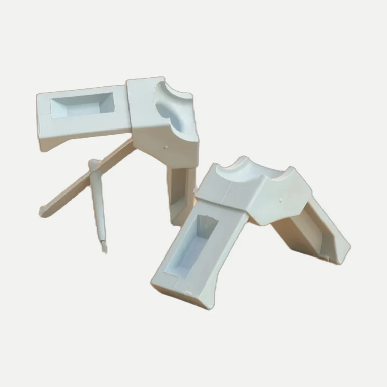 Produit plastique blanc realise par Plazur Industries